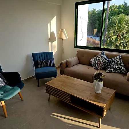 Pool Sight Center Location 2 Bedrooms Apartment